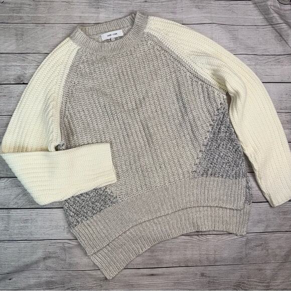 John + Jenn Women's Chunky Knit Crewneck Sweater Gray and Cream Colorblock Large - Picture 1 of 8